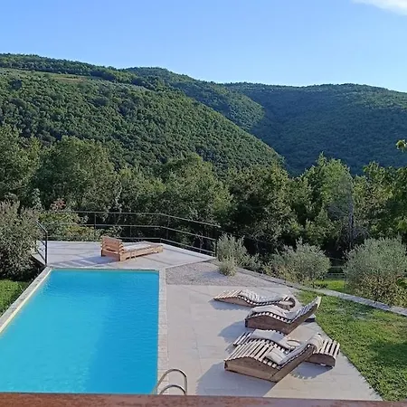 Вилла Mare - A Natural Paradise Near Motovun *